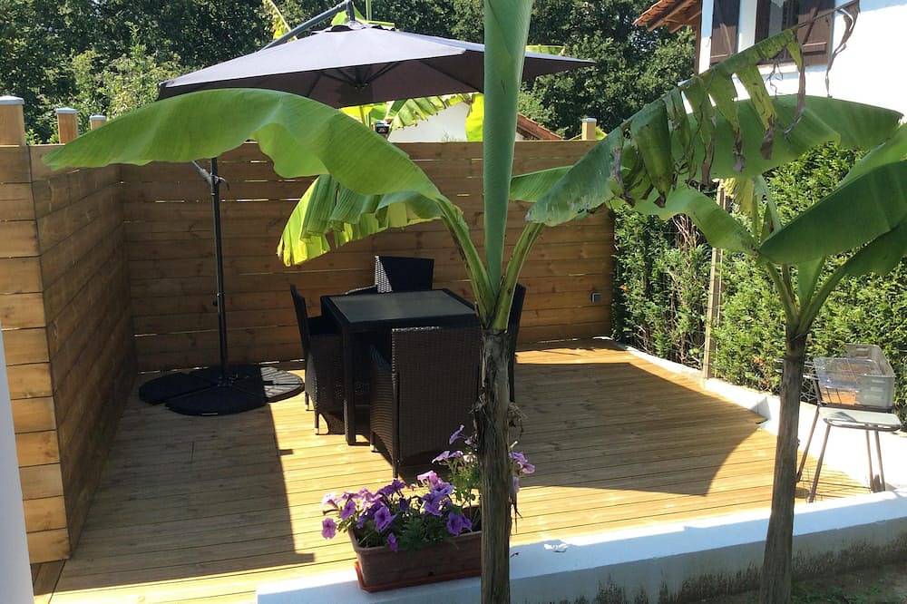 Appartement entier, T2 de 33m,2 personnes, terrasse,jardin,proche plage, bayonne,biarritz,capbreton in Tarnos, Côte d’Argent