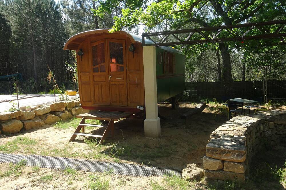 Gite Provençal de Montigal in Bagnols-sur-Cèze, Nimes region