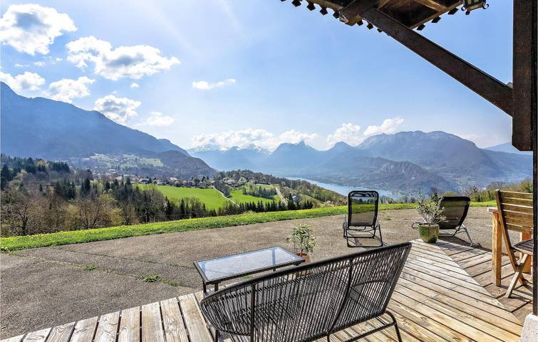 Chalet pour 2 personnes, avec terrasse et vue sur le lac sur le Lac d'Annecy - 3