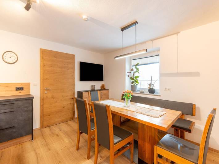 Ferienwohnung für 6 Personen, mit Balkon und Terrasse in Uderns - 2