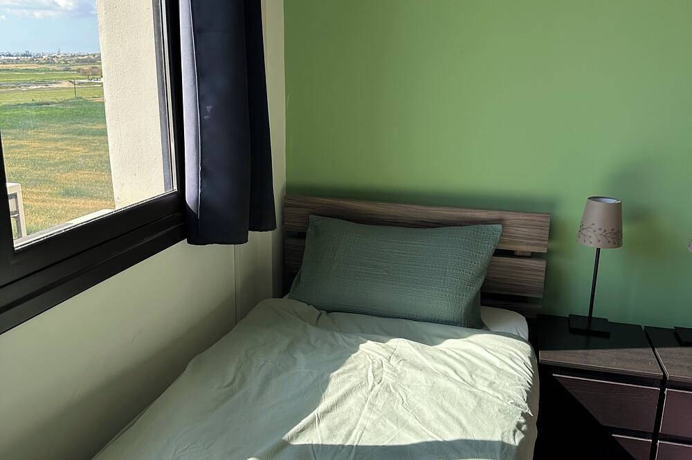 Ganze Wohnung, Aphrodite- Ein 2. Stock 1-Bett-Apartment in ruhiger, ländlicher Lage. in Πύλα, Larnaca Bezirk