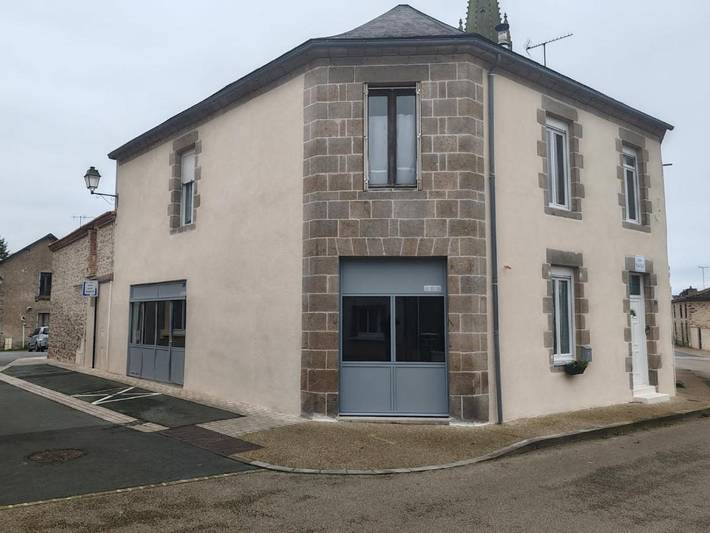 Location de vacances pour 10 personnes, avec jardin dans Loublande