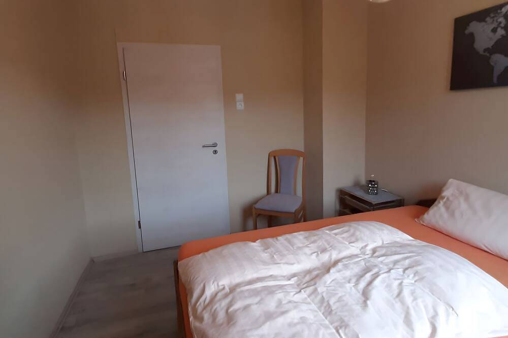 Ganze Wohnung, Komfort am See mit Garten in Burgk, Thüringer Schiefergebirge