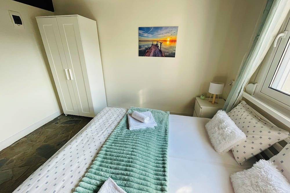 2 Min. Fahrt zum Strand.                        Holiday Home Angela in Kokkini Hani, Iraklio-Heraklion und Umgebung