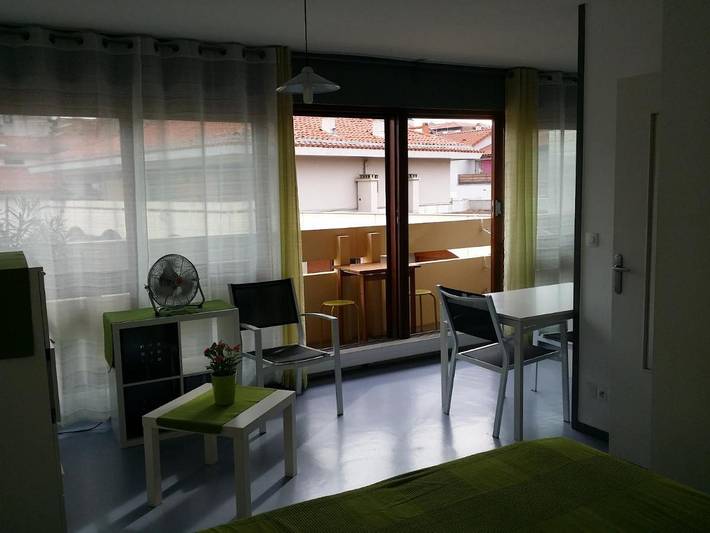 Gîte pour 2 personnes, avec terrasse et vue dans Eglise Notre Dame De La Prosperite - 3