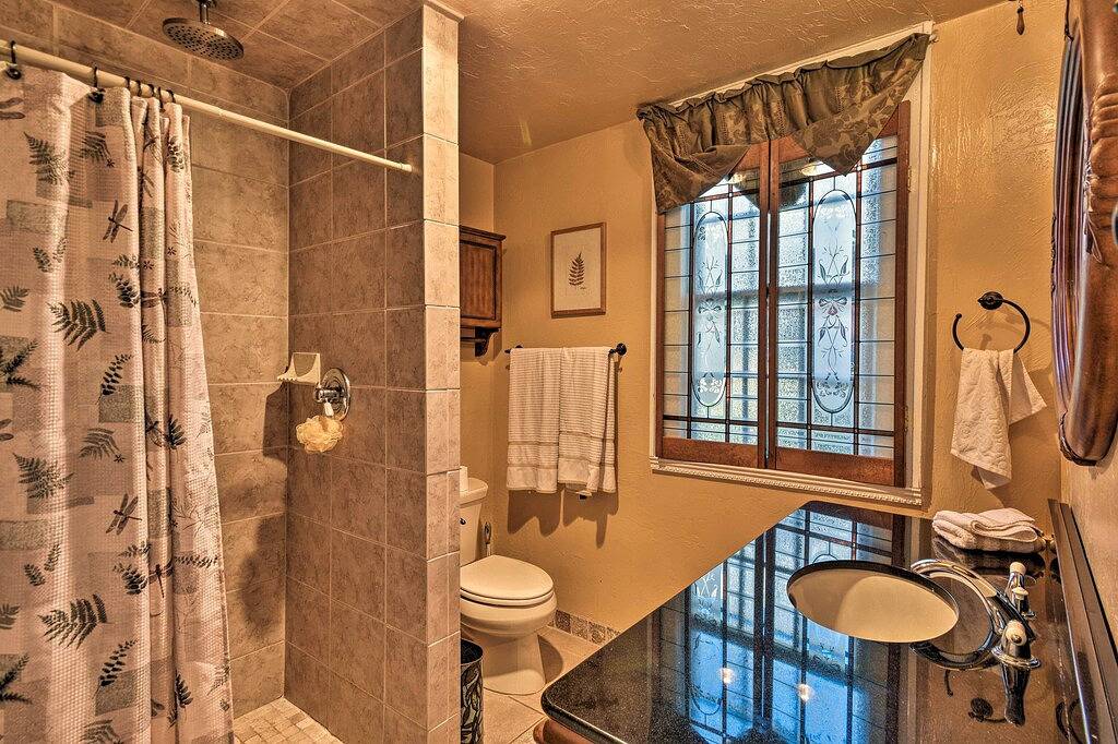 Cabin for 12 Guests in Highlands County