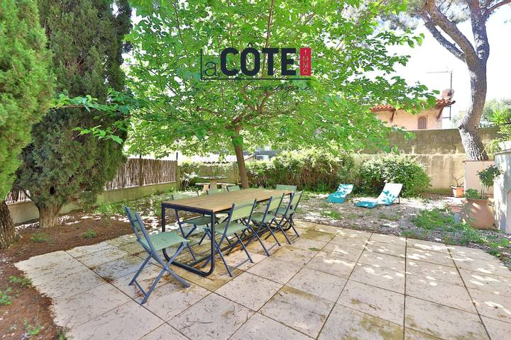 Apartamento de vacaciones para 8 personas, con balcón y jardín - 1