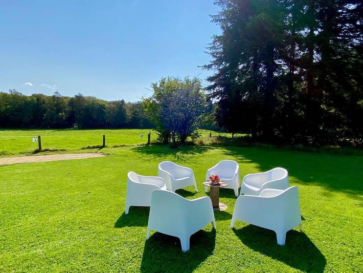 Location de vacances pour 9 personnes, avec vue et jardin à Momignies - 2