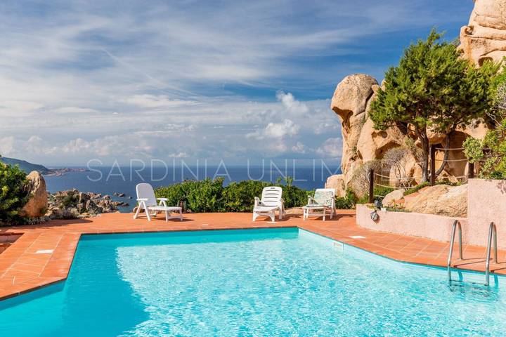 Chalet para 5 personas, con jardín además de terraza y piscina - 1