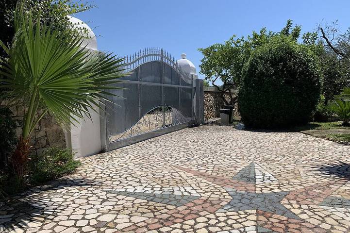 Salento - Villa Comoda E Spaziosa 3 Camere Da Letto, 2 Bagni, Giardino Privato in Martano, Provincia di Lecce