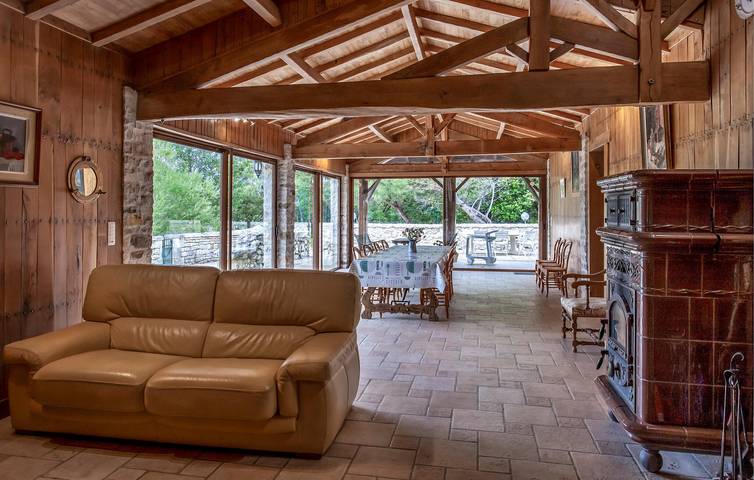 Location de vacances pour 8 personnes, avec jardin ainsi que piscine et terrasse, animaux acceptés dans Lonnes - 4