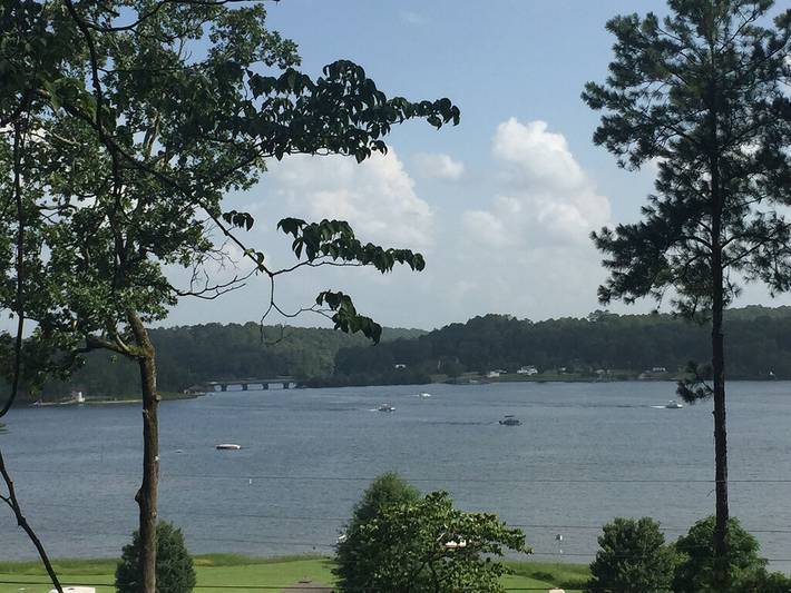 Vacation rental for 8 people, with balcony in Talladega County