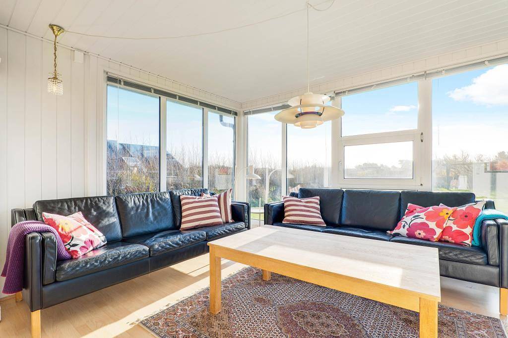 Helles, gemütliches Ferienhaus mit Kaminofen in Søndervig in Søndervig, Holmsland Klit