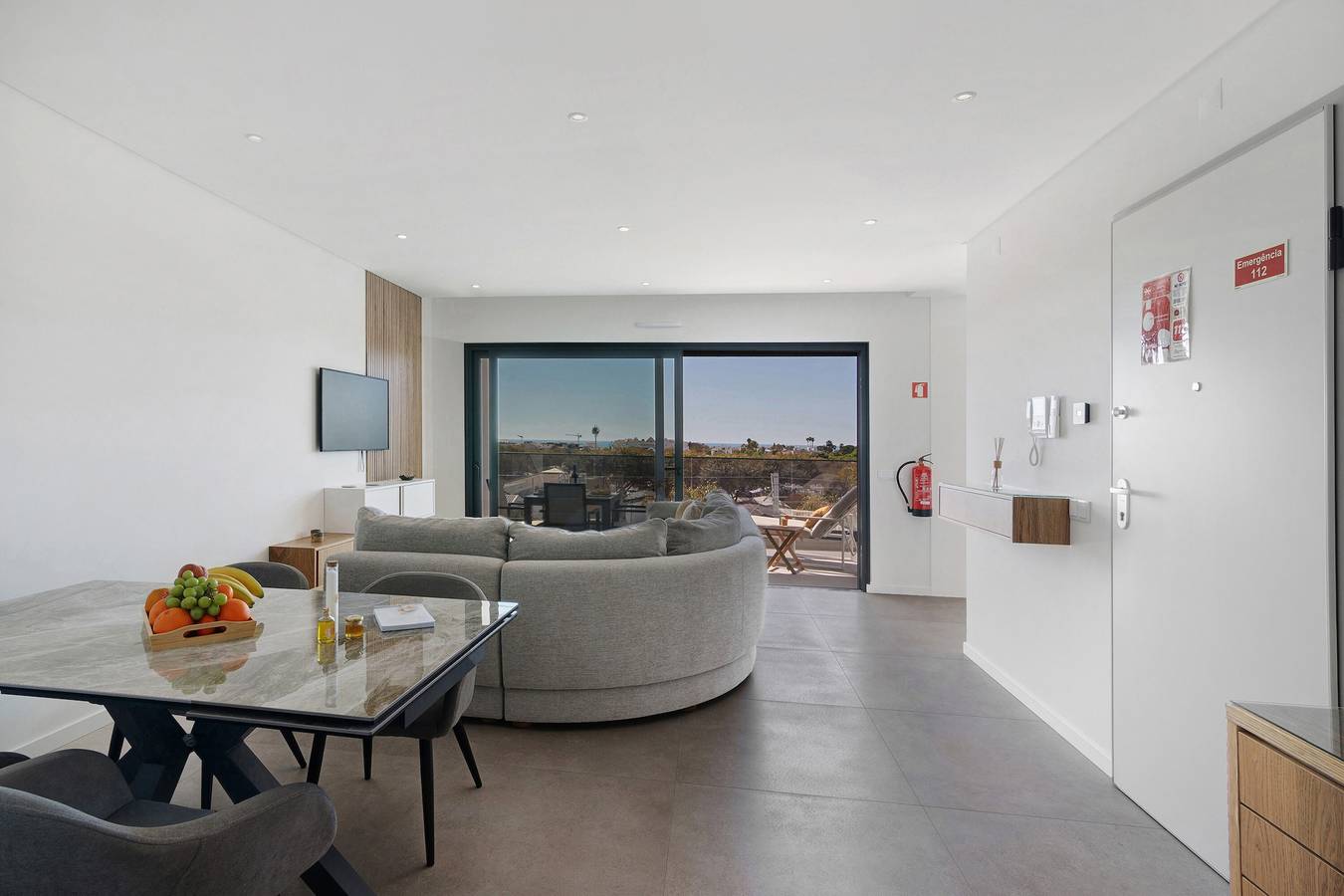 Apartamento inteiro, Apartamento 'Clearwater View' com vista para o mar, Wi-Fi e ar condicionado in Cabanas de Tavira, Conceição e Cabanas de Tavira