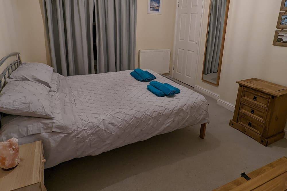 Sea Horizon View, pet friendly, country holiday cottage in Bude in Bude, Cornwall