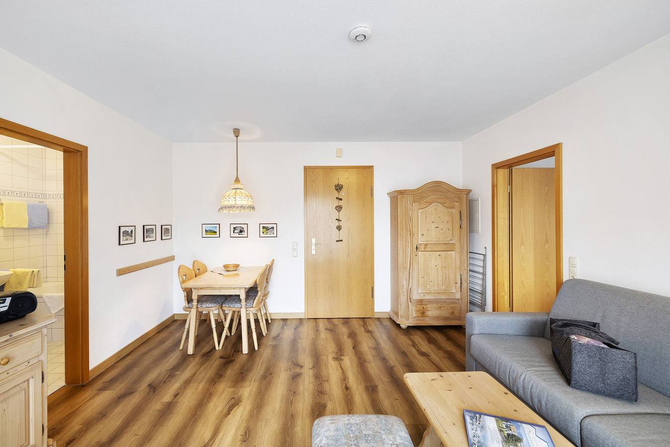 Ganze Wohnung, Apartment 'Fewo Brünnstein - Nr 44 Pool, Sauna' mit Bergblick, Gemeinschaftsgarten und Wlan in Oberaudorf, Bayerische Alpen