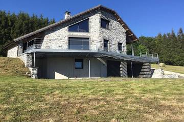 Cottage pour 8 personnes, avec balcon à Chaudeyrolles