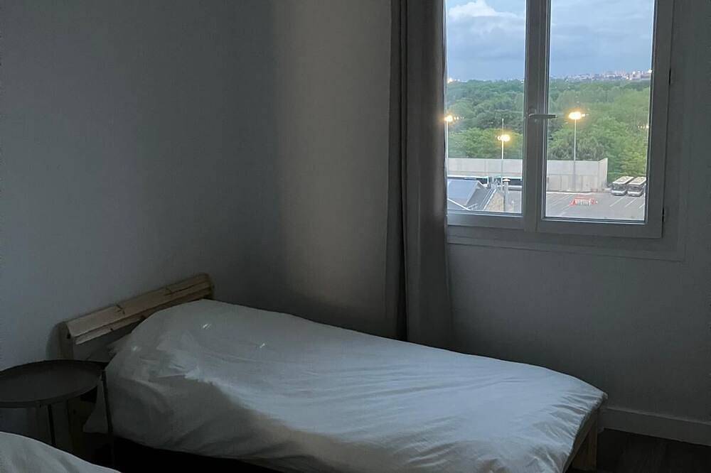 Entire apartment, 3 Pièces Neuf ! Proche du Métro 7 et Paris in Pantin, Seine-Saint-Denis