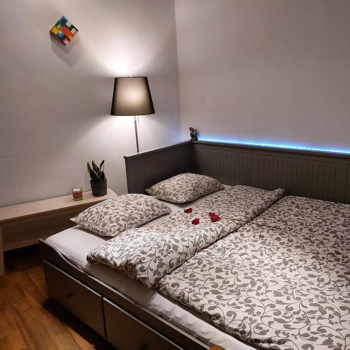 Ferienhaus für 3 Personen, mit Terrasse und Pool