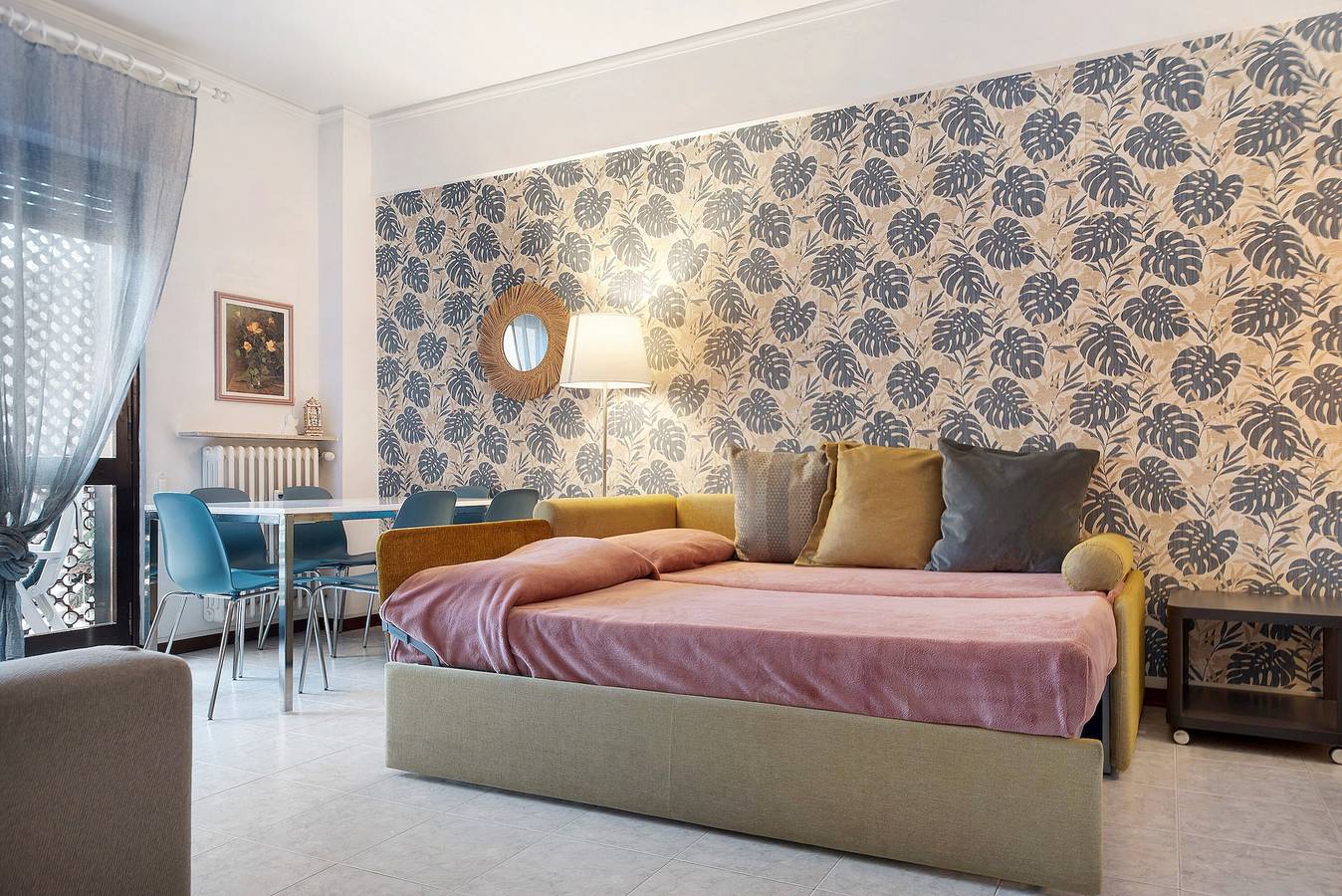 Entire apartment, Sweet 16 Apartment with Balcony, Wi-Fi, and Air Conditioning in Rapallo (City), Rapallo