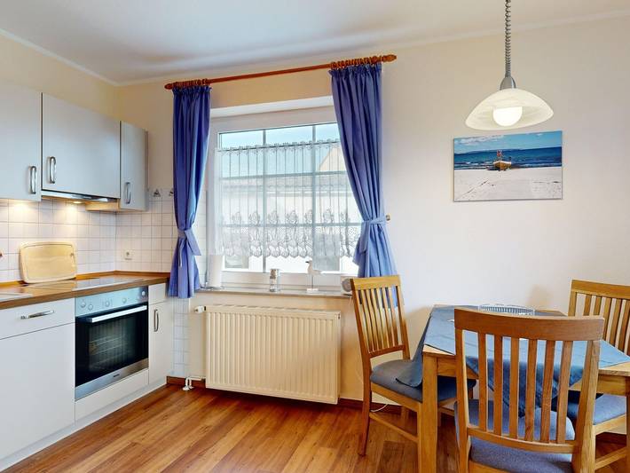 Ferienwohnung für 3 Personen, mit Garten und Terrasse in Lancken-Granitz - 3