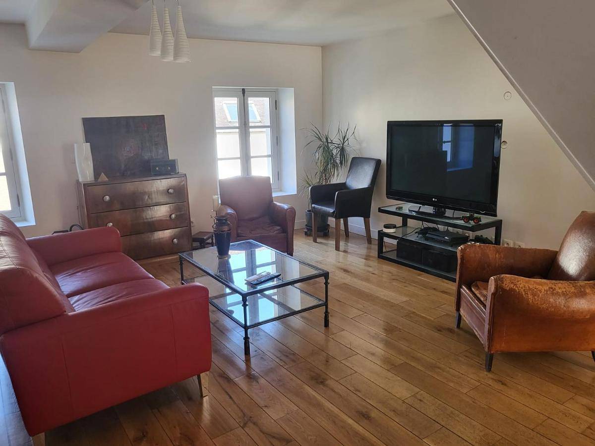 Appartement entier, Le Clos Malou cœur de Thomery 3 chambres 1 à 9 pers in Thomery, Seine-et-Marne