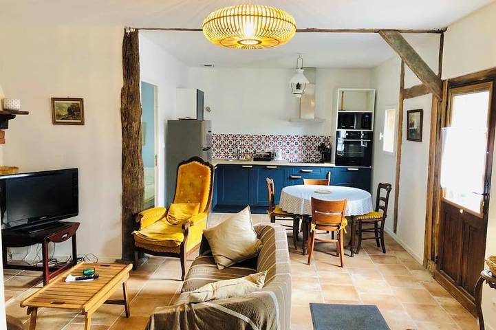 Gîte pour 4 personnes, avec Terrasse et Jardin dans Losse