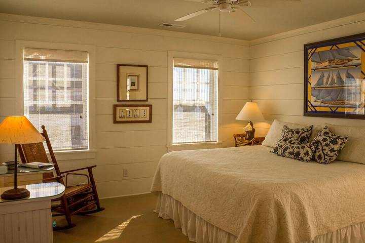 Vacation house for 10 people, with balcony in North Carolina