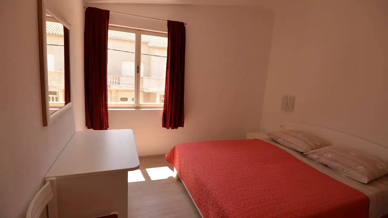 Ganze Ferienwohnung, Ferienwohnung für 4 Personen (46 m²) in Tkon in Tkon, Pasman