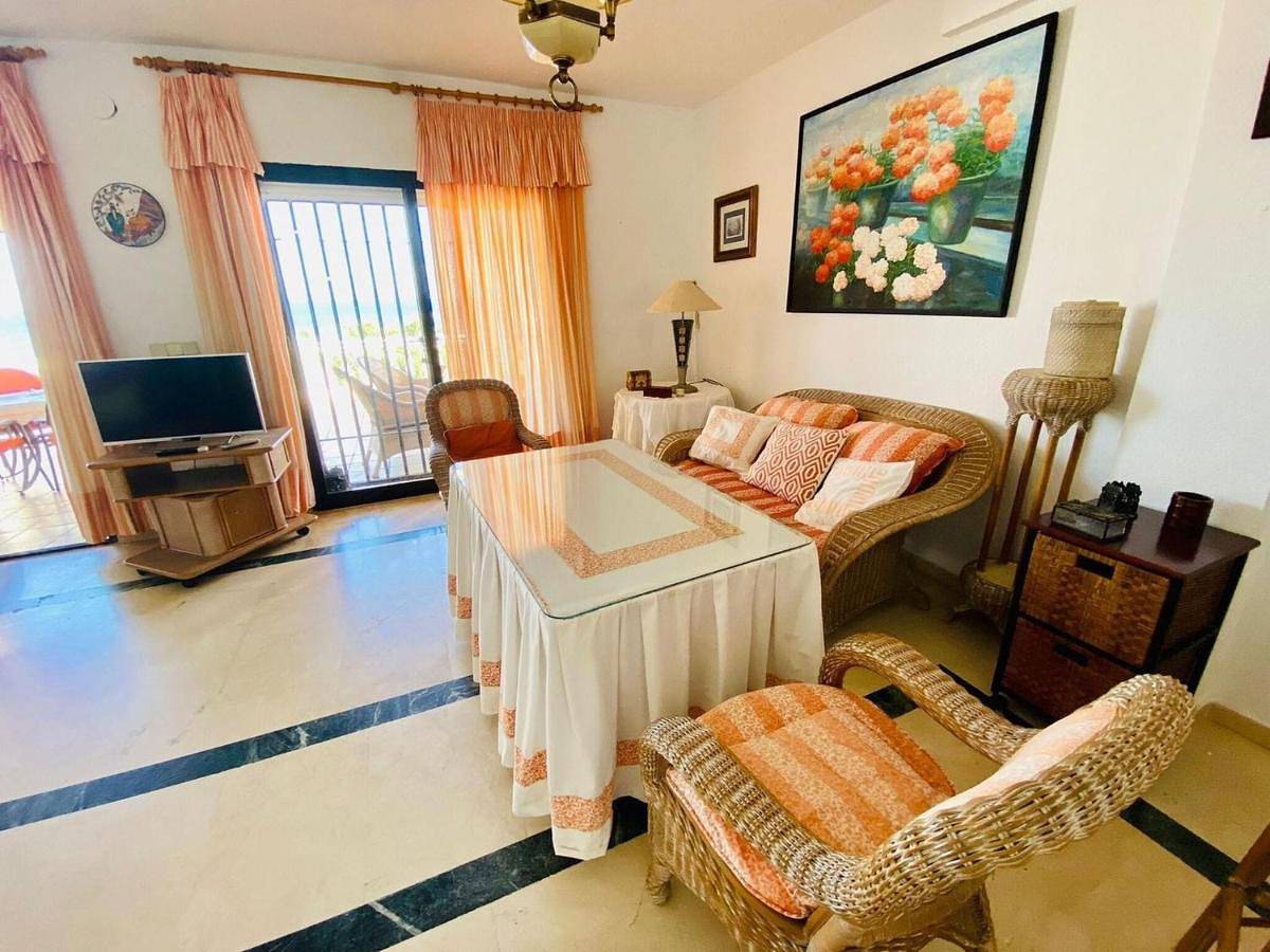 Five-Bedroom Holiday Home in Calahonda, Motril