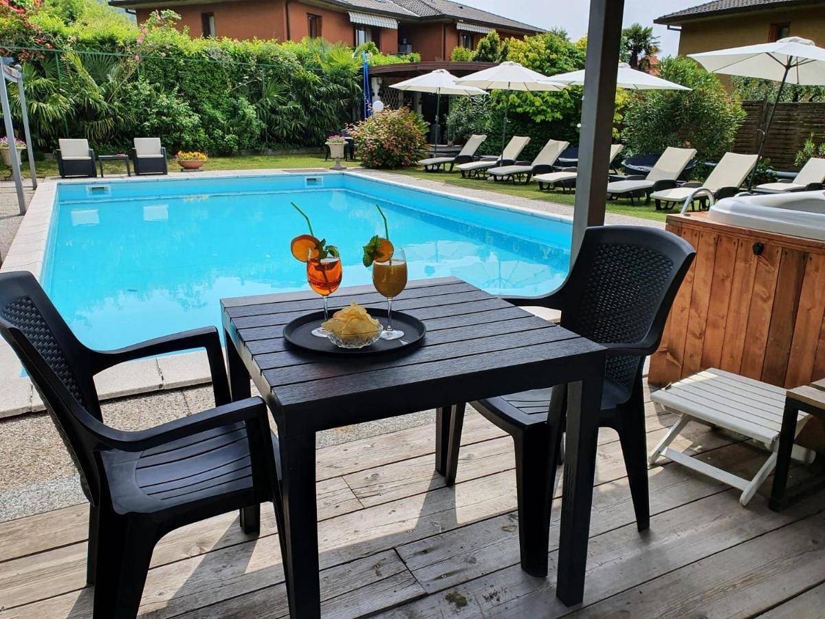 Ganze Wohnung, Apartment Lake Maggiore - Gelsomino in Maccagno, Maccagno con Pino e Veddasca