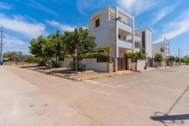 Casa vacanza per 2 persone, con giardino e terrazza in Sant'Isidoro