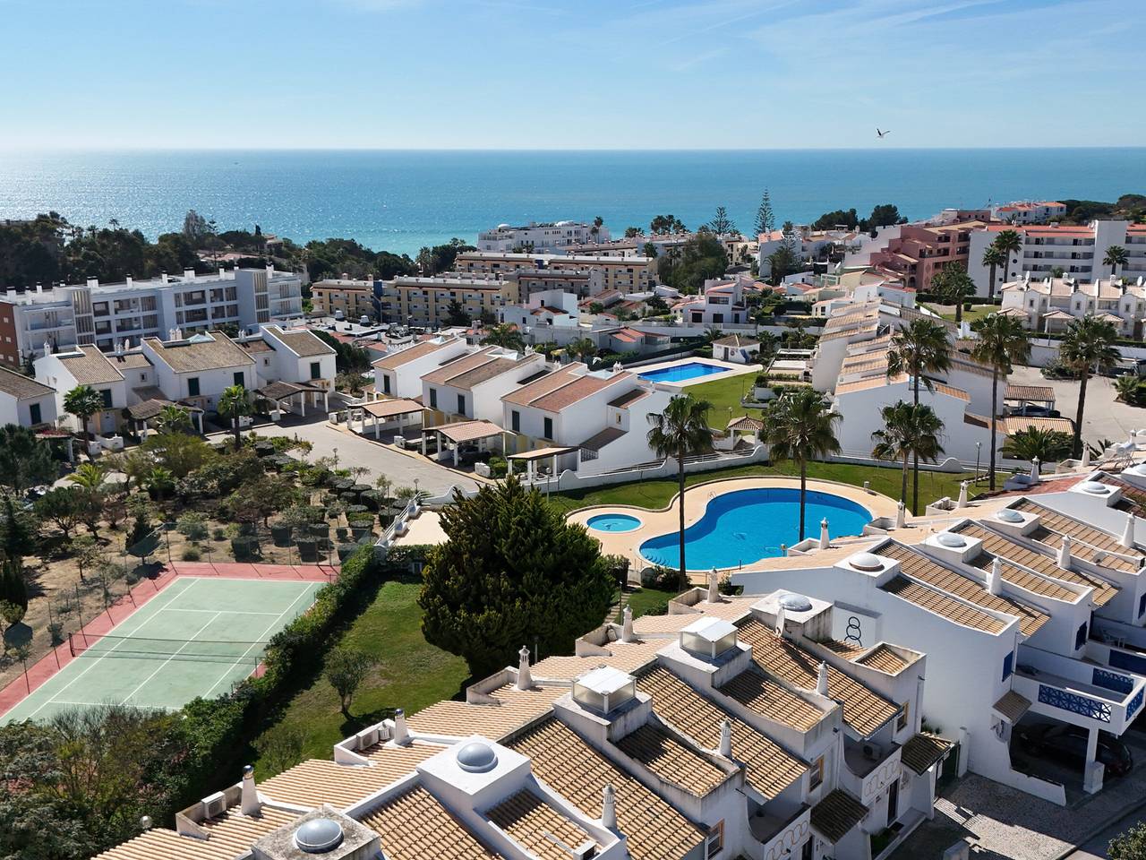 Maison Moderne à Albufeira avec Terrasse in Albufeira, District de Faro