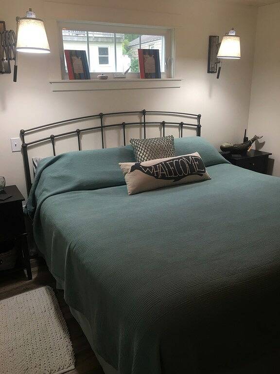 Summer special! Adorable Whale's Tail guest cottage. in Southwest Harbor, Acadia Nationalpark