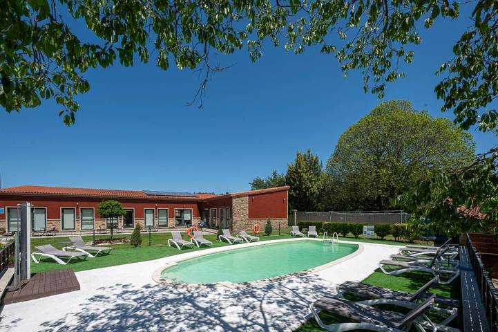 Casa rural para 2 personas, con jardín además de piscina y terraza, Se admiten mascotas en Provincia de La Coruña - 4