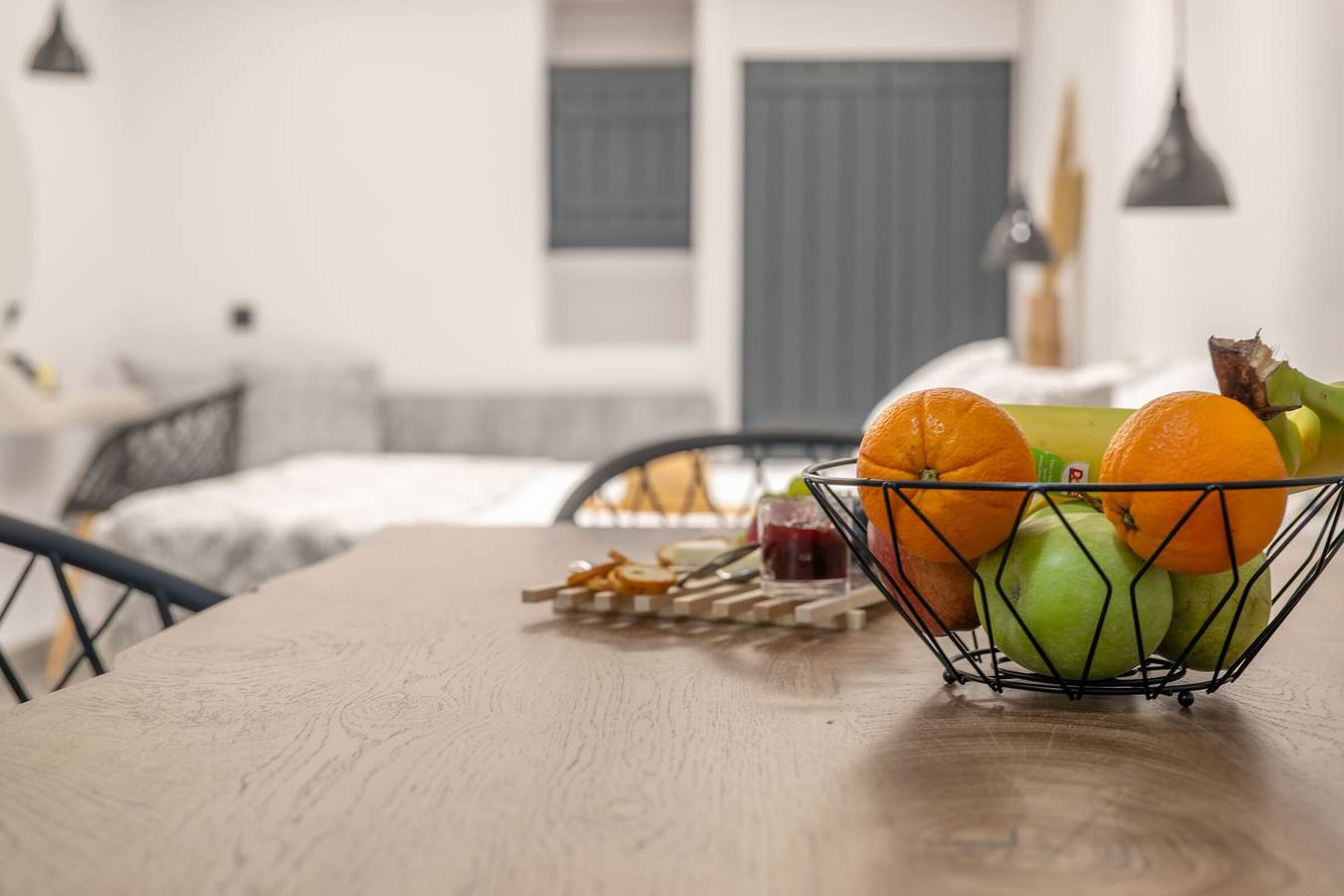 Appartement entier, Appartement "Comfort Living" avec jardin partagé, Wi-Fi et climatisation in Naxos Ville, Cyclades