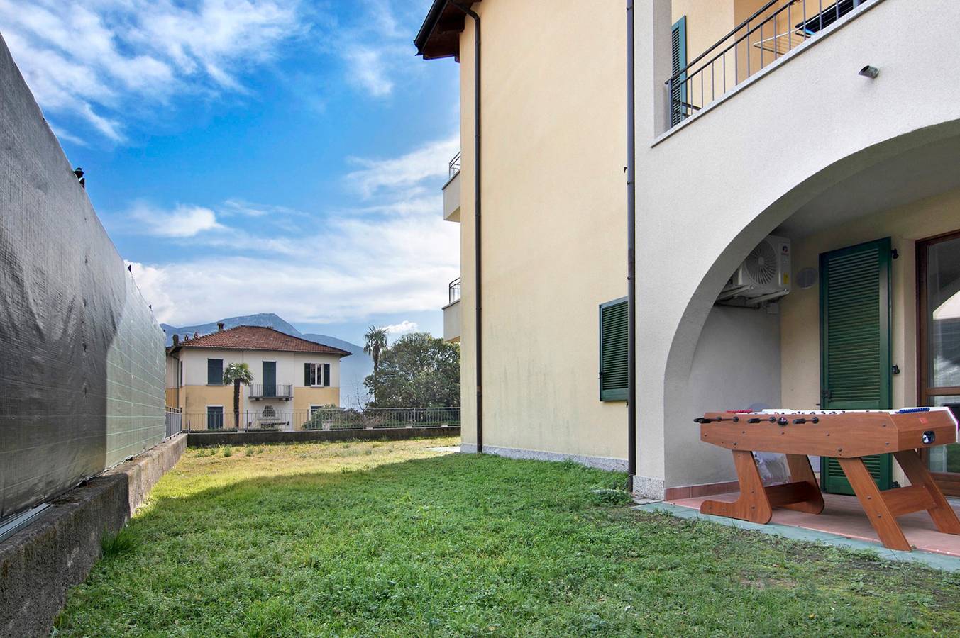 Ganze Wohnung, Ferienwohnung "Orange Corner - Gravedona" mit Bergblick, Terrasse und Wlan in Gravedona, Gravedona ed Uniti