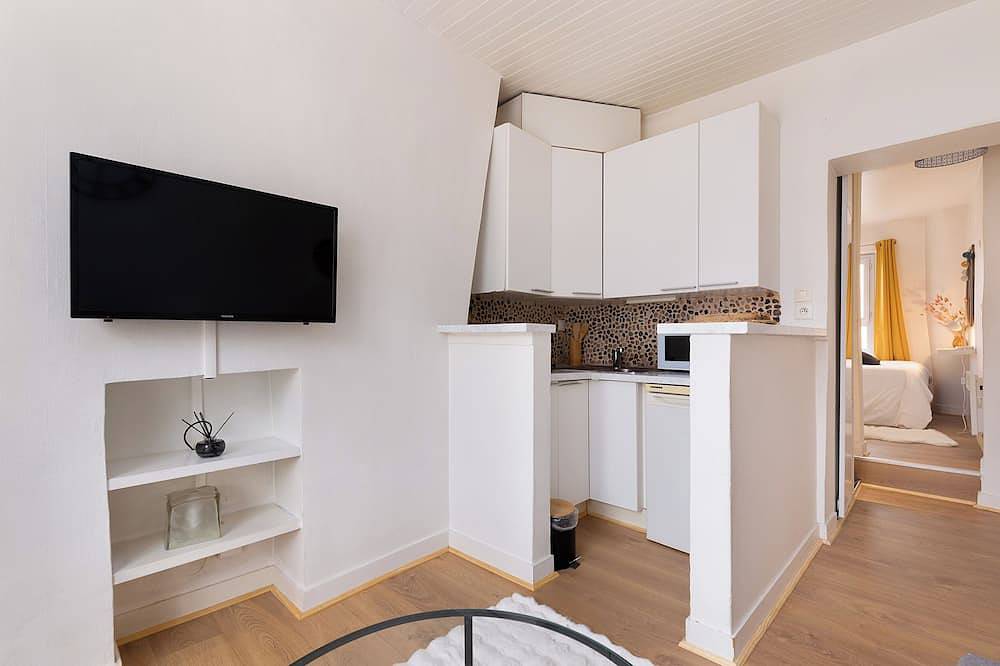 Ganze Ferienwohnung, Sacré-Coeur view, 2 min from Paris, Netflix & Cosy in Clichy, Hauts-de-Seine