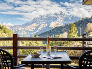 Gîte pour 4 personnes, avec balcon à Val-d'Illiez