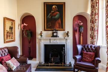 Vacation Rental for 14 Guests in Bath, The Cotswolds, Picture 3