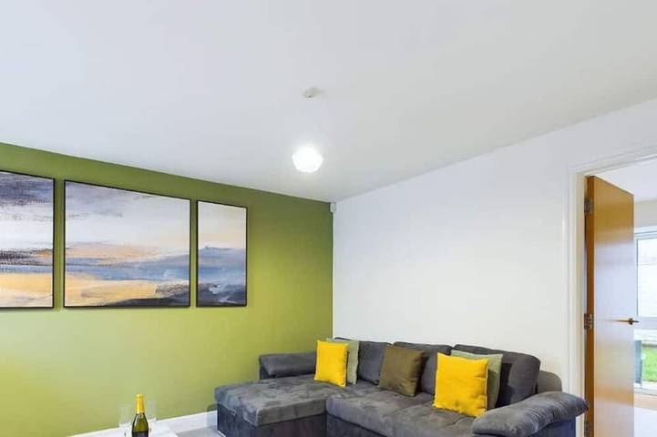 Beach house for 6 people, with Balcony and Garden in Newquay