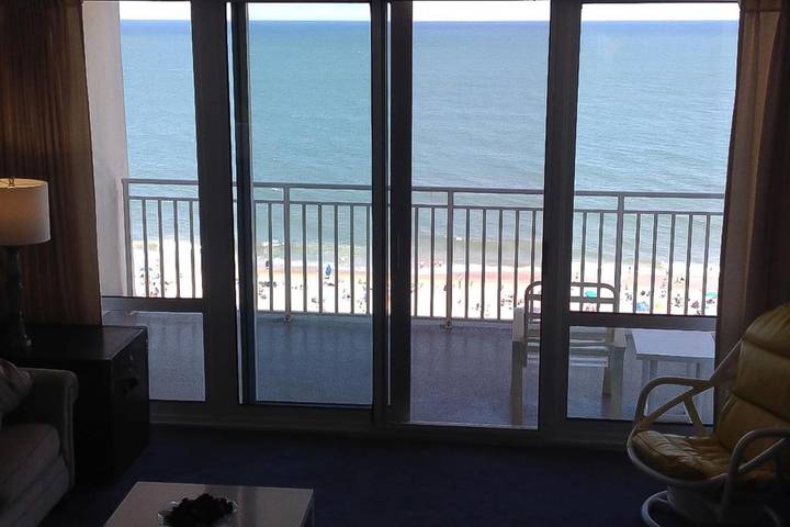 Apartamento de vacaciones para 10 personas, con piscina para niños y sauna además de piscina y vistas - 1