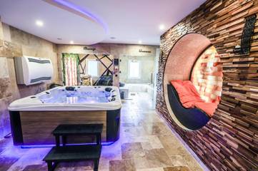 Maison d’hôte pour 2 personnes, avec jacuzzi ainsi que sauna et piscine dans le Doubs