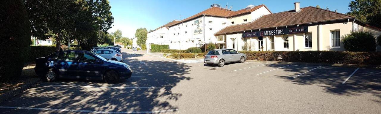 Hôtel pour 2 personnes, avec jardin et piscine, animaux acceptés à Pérouges - 3