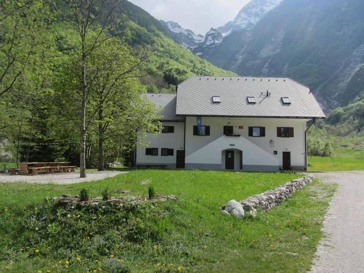 Auberge pour 8 personnes, avec jardin