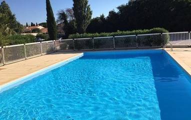 Cottage pour 4 personnes, avec piscine et balcon/terrasse à Claira
