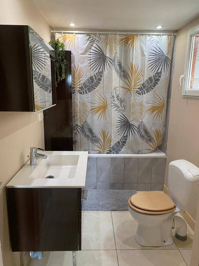 Gîte pour 5 personnes, avec jardin et vue à Venoy - 4