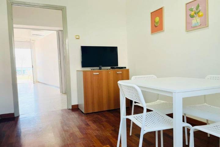 Gîte pour 4 personnes, avec terrasse et vue sur l’océan à Terracina - 2