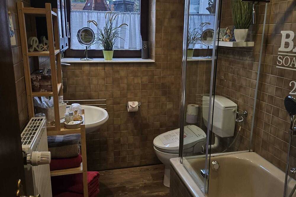 Ganze Wohnung, Ferienwohnung Salut für bis zu 6 Personen in Saarbrücken, Saargau