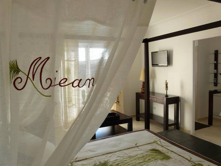 Chambre d’hôte pour 2 personnes, avec balcon à Ensuès-la-Redonne